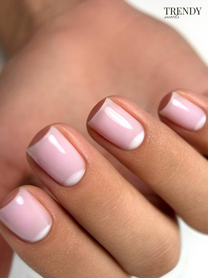 BB CREAM NAILS E COMBI MANICURE