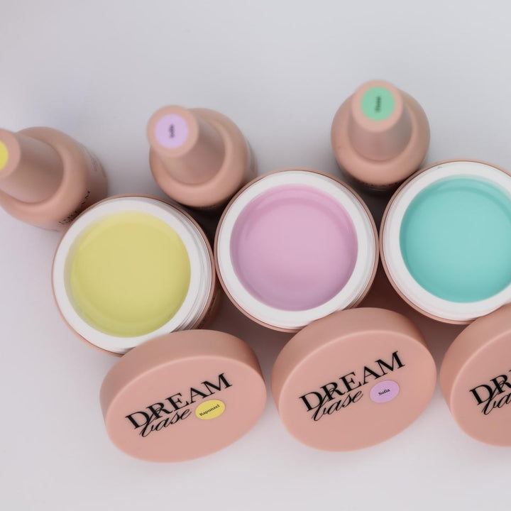 Dream Base Sofia Trendy Nails base semipermanente autmodellante per ricostruzione unghie senza limatura.